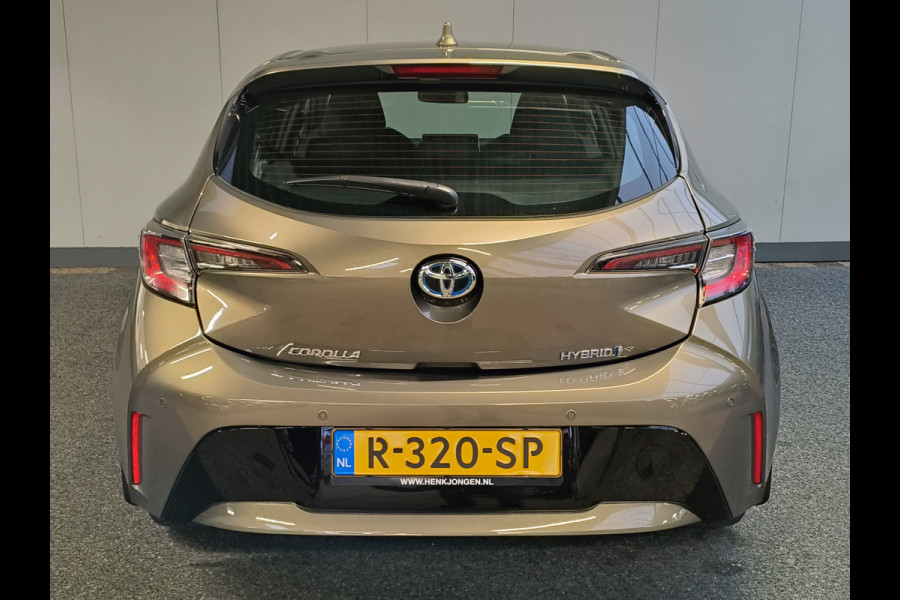 Toyota Corolla 1.8 Hybrid Active Rijklaar + 12 maanden Bovag-garantie Henk Jongen Auto's in Helmond,  al 50 jaar service zoals 't hoort!