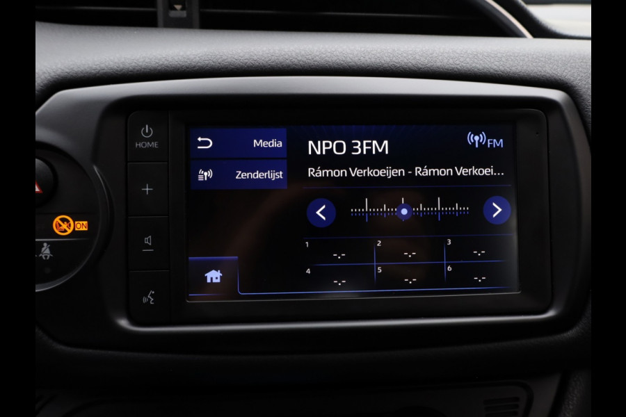 Toyota Yaris 1.5 Hybrid GR-Sport | Bi-Tone | Carplay | Leder/Alcantara