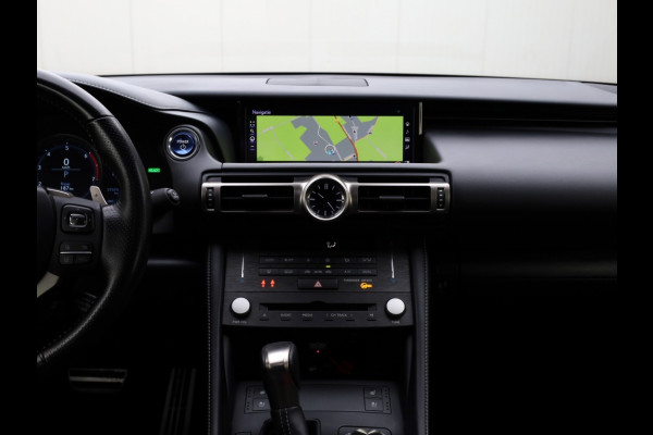 Lexus RC 300h F Sport Premium | Mark Levinson | Carplay | Schuifdak