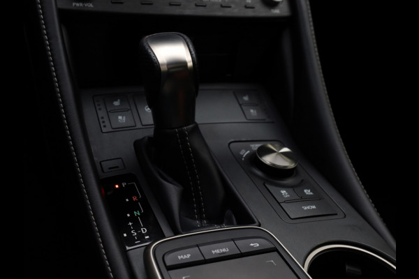 Lexus RC 300h F Sport Premium | Mark Levinson | Carplay | Schuifdak