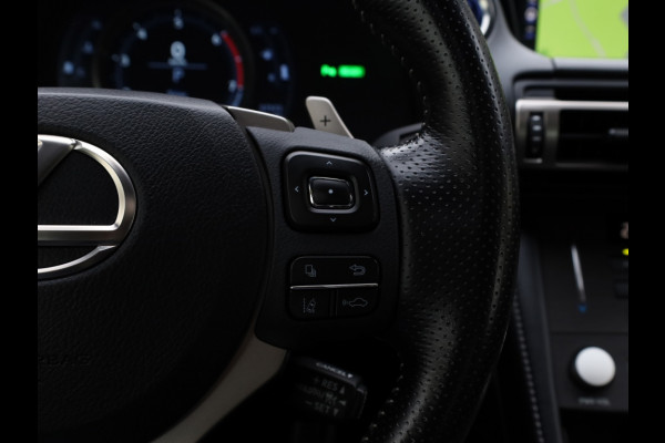 Lexus RC 300h F Sport Premium | Mark Levinson | Carplay | Schuifdak