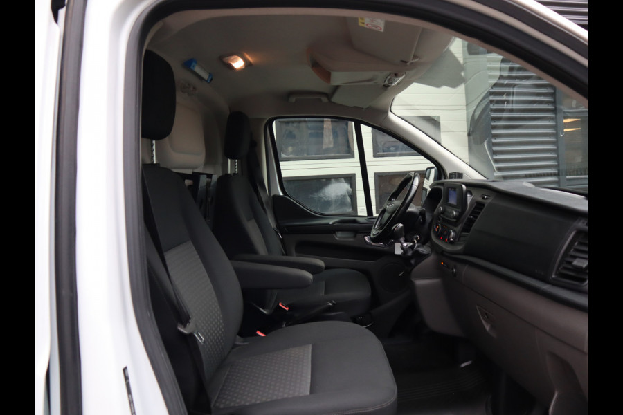 Ford Transit Custom 2.0 TDCI 105 pk Euro 6 L2H2 Sortimo Inrichting - Omvormer 220V - Trekhaak - Camera