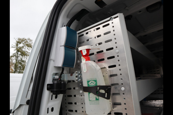 Ford Transit Custom 2.0 TDCI 105 pk Euro 6 L2H2 Sortimo Inrichting - Omvormer 220V - Trekhaak - Camera