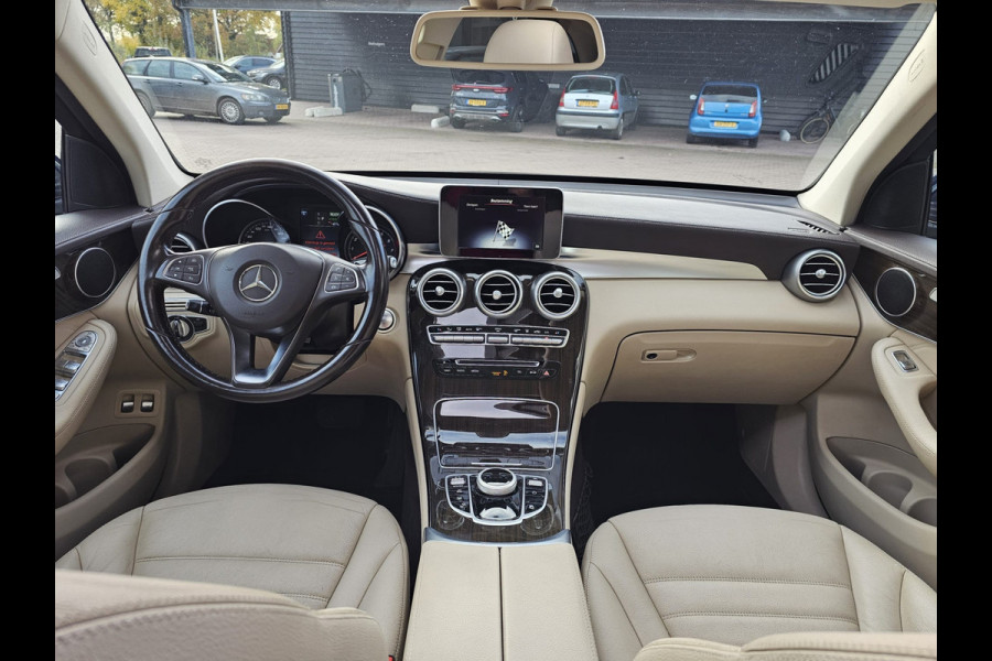 Mercedes-Benz GLC 350e 4MATIC Business Solution | Trekhaak | Pano | LED | Stoelverwarming voor & achter | Leder | Blind spot | Keyless |