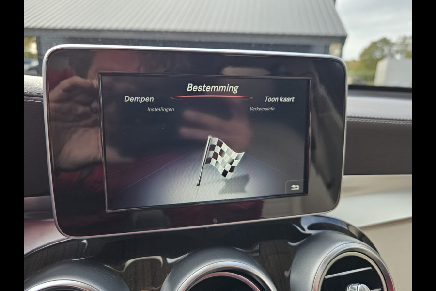 Mercedes-Benz GLC 350e 4MATIC Business Solution | Trekhaak | Pano | LED | Stoelverwarming voor & achter | Leder | Blind spot | Keyless |