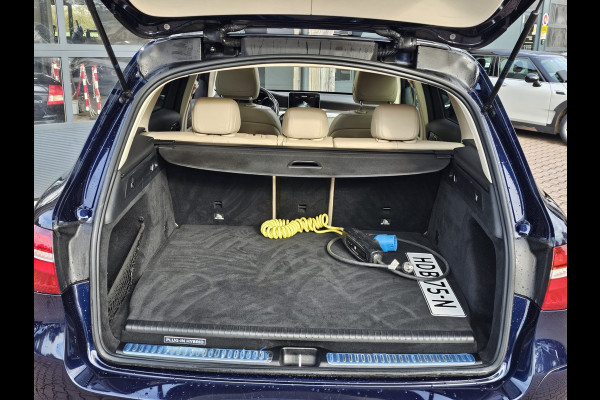 Mercedes-Benz GLC 350e 4MATIC Business Solution | Trekhaak | Pano | LED | Stoelverwarming voor & achter | Leder | Blind spot | Keyless |
