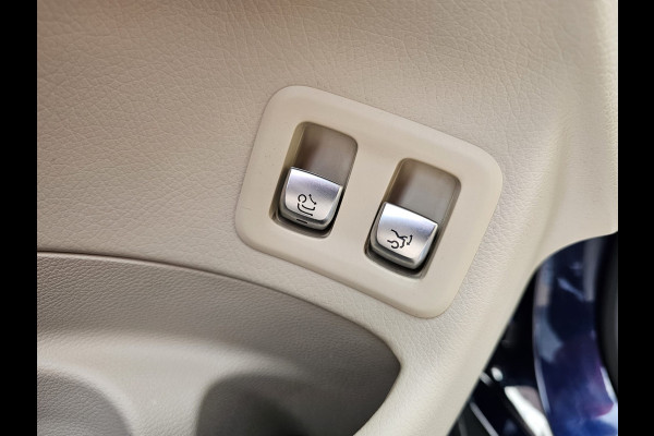 Mercedes-Benz GLC 350e 4MATIC Business Solution | Trekhaak | Pano | LED | Stoelverwarming voor & achter | Leder | Blind spot | Keyless |