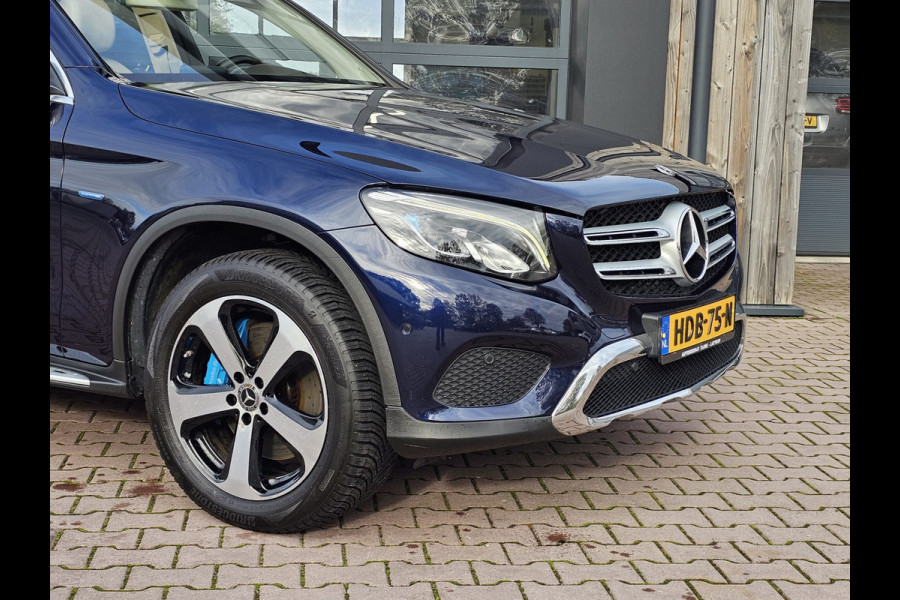 Mercedes-Benz GLC 350e 4MATIC Business Solution | Trekhaak | Pano | LED | Stoelverwarming voor & achter | Leder | Blind spot | Keyless |
