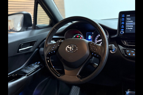 Toyota C-HR 1.8 Hybrid Business Plus | 18' inch | Camera | Carplay | LED | DAB | Adaptive Cruise Control