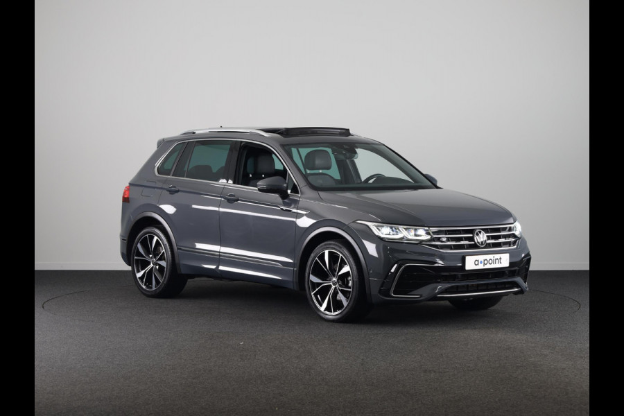 Volkswagen Tiguan 1.5 TSI R-Line Business 150PK | Automaat (DSG) | Panoramadak | 20 Inch | Camera | Winterpakket | Keyless entry