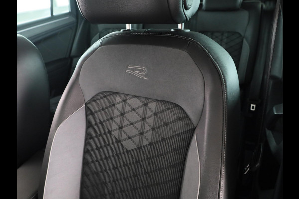 Volkswagen Tiguan 1.5 TSI R-Line Business 150PK | Automaat (DSG) | Panoramadak | 20 Inch | Camera | Winterpakket | Keyless entry