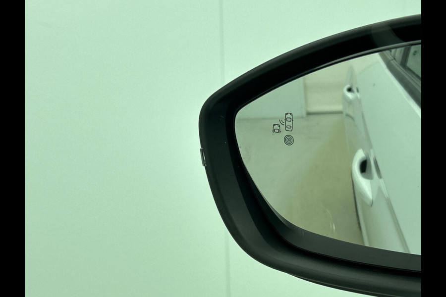 Opel Corsa 1.2 Turbo 136pk Hybrid GS Auto. Navigatie Apple Carplay/ Android Auto Camera Parkeersensoren Cruise Control Stoel- en stuurverwarming Airco Lichtmetalen velgen Getinte ramen