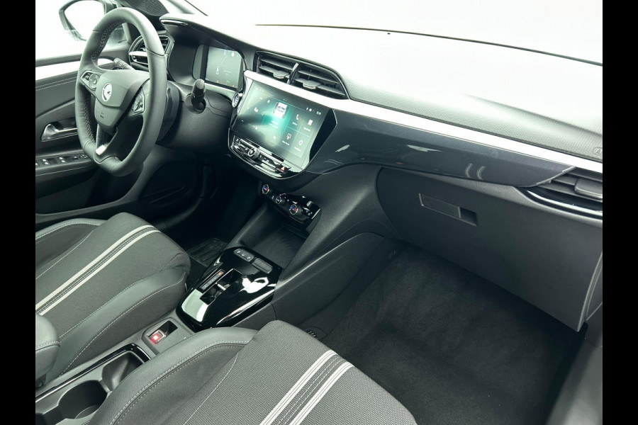 Opel Corsa 1.2 Turbo 136pk Hybrid GS Auto. Navigatie Apple Carplay/ Android Auto Camera Parkeersensoren Cruise Control Stoel- en stuurverwarming Airco Lichtmetalen velgen Getinte ramen