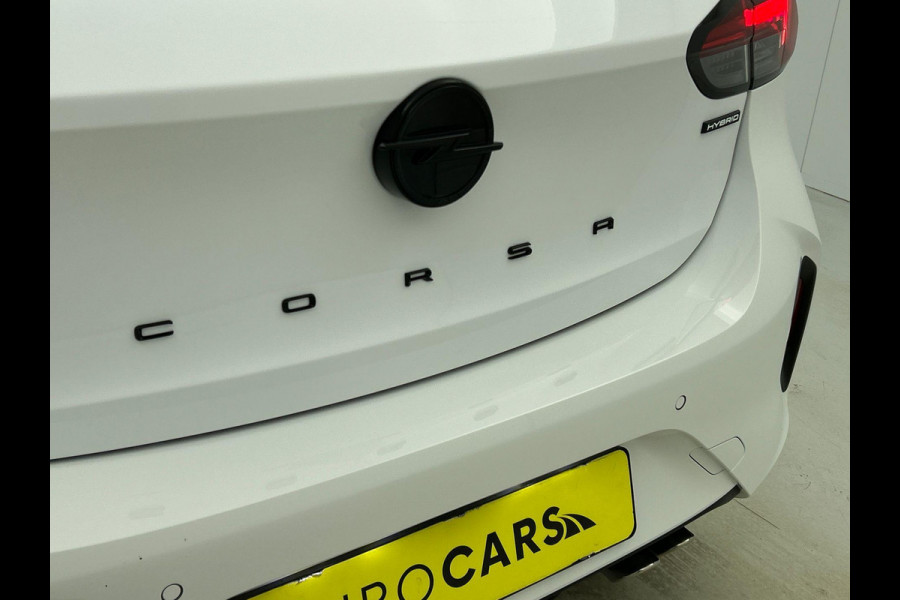 Opel Corsa 1.2 Turbo 136pk Hybrid GS Auto. Navigatie Apple Carplay/ Android Auto Camera Parkeersensoren Cruise Control Stoel- en stuurverwarming Airco Lichtmetalen velgen Getinte ramen