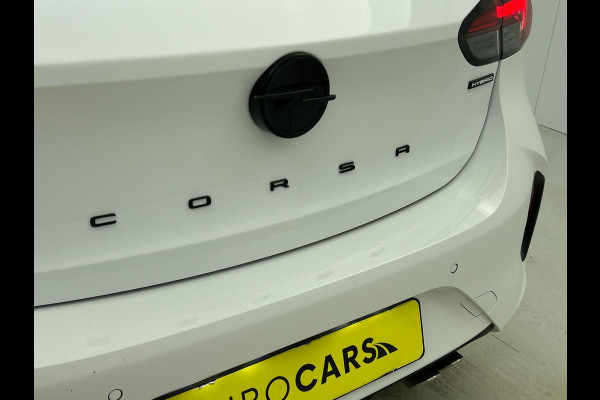 Opel Corsa 1.2 Turbo 136pk Hybrid GS Auto. Navigatie Apple Carplay/ Android Auto Camera Parkeersensoren Cruise Control Stoel- en stuurverwarming Airco Lichtmetalen velgen Getinte ramen