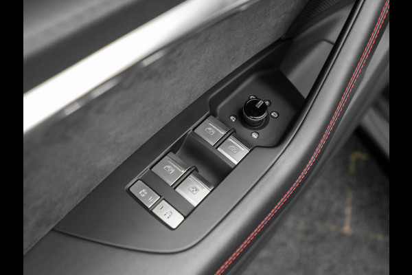 Audi RS7 Sportback 4.0 TFSI V8 Quattro | Keramisch | Head-up | Zwart optiek