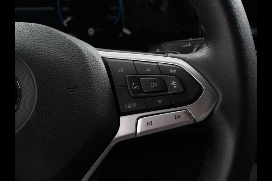 Volkswagen GOLF Variant 1.5 eTSI 150pk DSG Style | Navigatie | Apple Carplay/Android Auto | Climate Control | Camera | Parkeersensoren | Park Assist | Adaptive Cruise control | Wegklapbare trekhaak | Stoel- en stuurverwarming | Climatronic | Virtual Cockpit