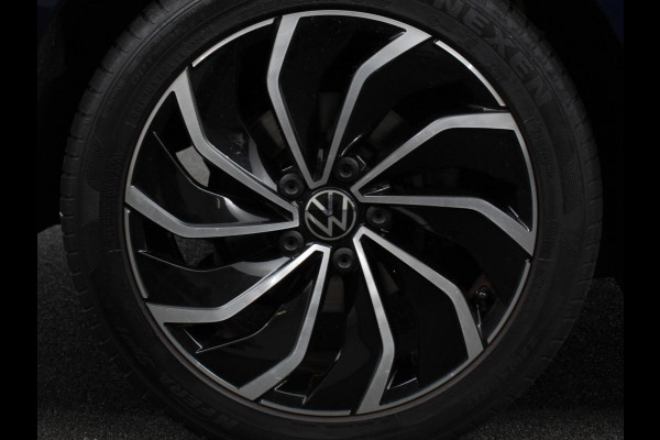 Volkswagen GOLF Variant 1.5 eTSI 150pk DSG Style | Navigatie | Apple Carplay/Android Auto | Climate Control | Camera | Parkeersensoren | Park Assist | Adaptive Cruise control | Wegklapbare trekhaak | Stoel- en stuurverwarming | Climatronic | Virtual Cockpit