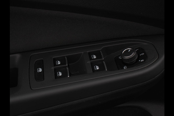 Volkswagen GOLF Variant 1.5 eTSI 150pk DSG Style | Navigatie | Apple Carplay/Android Auto | Climate Control | Camera | Parkeersensoren | Park Assist | Adaptive Cruise control | Wegklapbare trekhaak | Stoel- en stuurverwarming | Climatronic | Virtual Cockpit