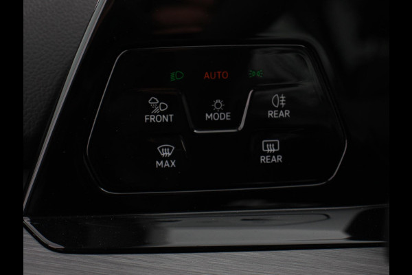 Volkswagen GOLF Variant 1.5 eTSI 150pk DSG Style | Navigatie | Apple Carplay/Android Auto | Climate Control | Camera | Parkeersensoren | Park Assist | Adaptive Cruise control | Wegklapbare trekhaak | Stoel- en stuurverwarming | Climatronic | Virtual Cockpit