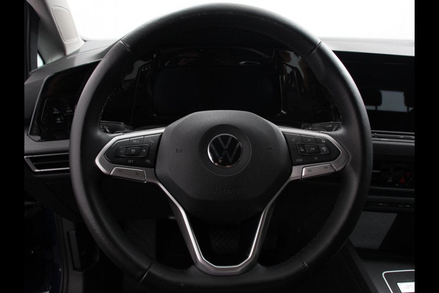 Volkswagen GOLF Variant 1.5 eTSI 150pk DSG Style | Navigatie | Apple Carplay/Android Auto | Climate Control | Camera | Parkeersensoren | Park Assist | Adaptive Cruise control | Wegklapbare trekhaak | Stoel- en stuurverwarming | Climatronic | Virtual Cockpit