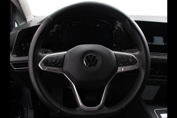 Volkswagen GOLF Variant 1.5 eTSI 150pk DSG Style | Navigatie | Apple Carplay/Android Auto | Climate Control | Camera | Parkeersensoren | Park Assist | Adaptive Cruise control | Wegklapbare trekhaak | Stoel- en stuurverwarming | Climatronic | Virtual Cockpit