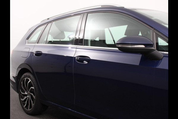 Volkswagen GOLF Variant 1.5 eTSI 150pk DSG Style | Navigatie | Apple Carplay/Android Auto | Climate Control | Camera | Parkeersensoren | Park Assist | Adaptive Cruise control | Wegklapbare trekhaak | Stoel- en stuurverwarming | Climatronic | Virtual Cockpit