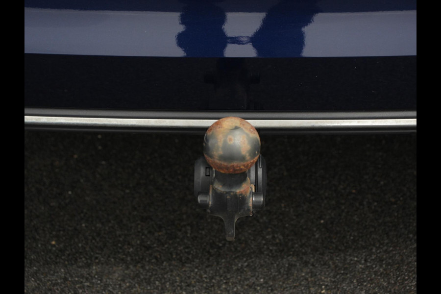 Volkswagen GOLF Variant 1.5 eTSI 150pk DSG Style | Navigatie | Apple Carplay/Android Auto | Climate Control | Camera | Parkeersensoren | Park Assist | Adaptive Cruise control | Wegklapbare trekhaak | Stoel- en stuurverwarming | Climatronic | Virtual Cockpit