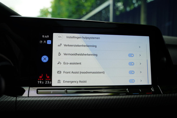 Volkswagen Golf 2.0 TSI R 4Motion Panoramadak Harman Kardon