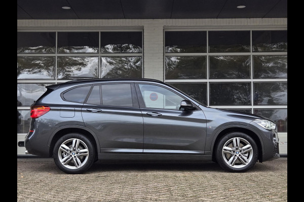 BMW X1 sDrive20i M SPORT | LEDER | TREKHAAK | NAVIGATIE | STOEL- STUURWIELVERWARMING | ELEKTR. KOFFERKLEP |