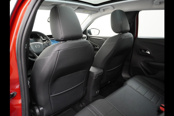 Opel CORSA-E Elegance 50kWh SOH 90% Leder 360°Camera Panoramadak Zwart Dak Navi Ecc Apple Carplay Android Auto Cruise Control Stoel+Stuurverwarming DAB+ Pdc Lmv Led Origineel Nederlandse Auto