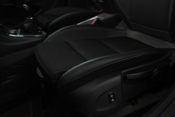 Opel Astra Sports Tourer 1.5 CDTI Elegance Navigatie, schuifdak, Halfleder, Trekhaak, Climate,