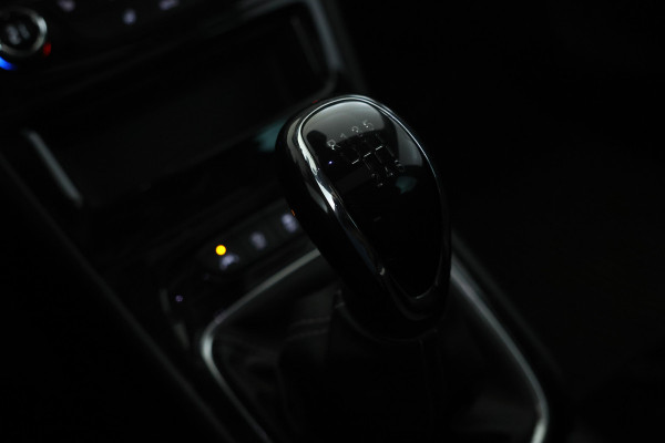 Opel Astra Sports Tourer 1.5 CDTI Elegance Navigatie, schuifdak, Halfleder, Trekhaak, Climate,