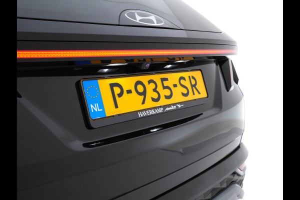 Hyundai Tucson 1.6 T-GDI Premium Plug-In 4WD (INCL-BTW) *FULL-LEATER | FULL-LED | ADAPTIVE-CRUISE | BLIND-SPOT | MEMORY-PACK | TOP-VIEW | KEYLESS | DIGI-COCKPIT | VENTILATED-COMFORTSEATS | DAB+ | PRIVACY-GLASS | SHIFT-PADDLES | 19"*