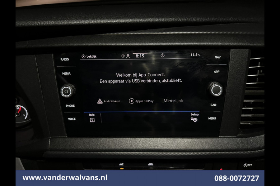 Volkswagen Transporter 2.0 TDI 150pk L2H1 Euro6 Airco | Navigatie | Apple Carplay | Cruisecontrol Trekhaak, Android Auto, Parkeersensoren