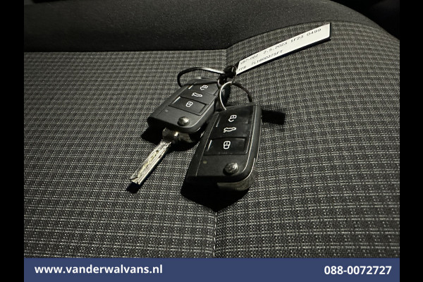 Volkswagen Transporter 2.0 TDI 150pk L2H1 Euro6 Airco | Navigatie | Apple Carplay | Cruisecontrol Trekhaak, Android Auto, Parkeersensoren