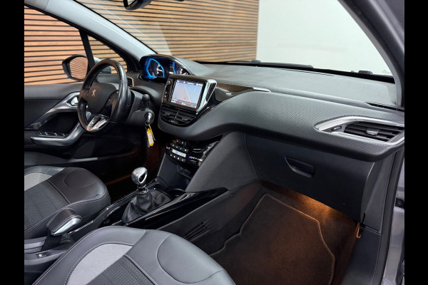 Peugeot 2008 1.2 PureTech 130 PK Allure | Half Leer | Trekhaak | 16' inch | Pano | Camera | Dealer Onderhouden