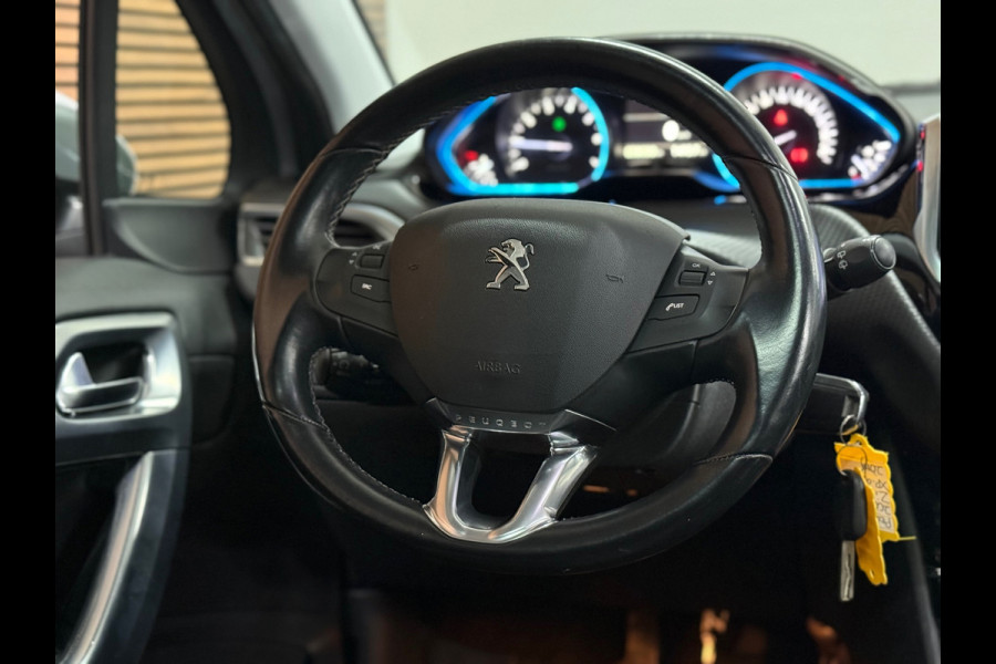 Peugeot 2008 1.2 PureTech 130 PK Allure | Half Leer | Trekhaak | 16' inch | Pano | Camera | Dealer Onderhouden