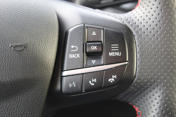 Ford Kuga 2.5 PHEV ST-Line X , 225pk , 1500kg Trekgewicht Navigtie , Camera , Bluetooth , Stoel en voorruitverwarming BenO audio systeem