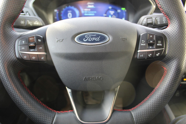 Ford Kuga 2.5 PHEV ST-Line X , 225pk , 1500kg Trekgewicht Navigtie , Camera , Bluetooth , Stoel en voorruitverwarming BenO audio systeem