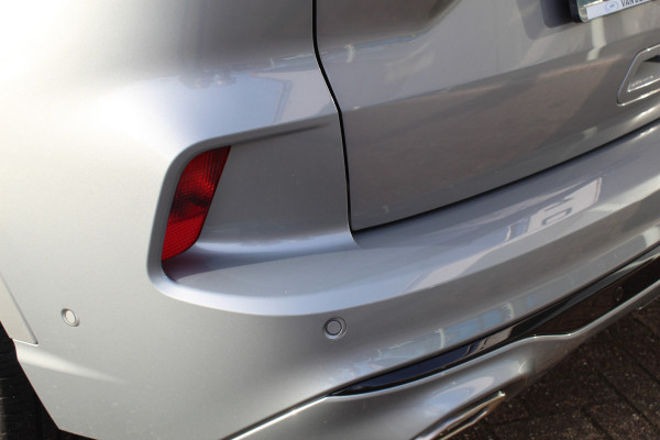 Ford Kuga 2.5 PHEV ST-Line X , 225pk , 1500kg Trekgewicht Navigtie , Camera , Bluetooth , Stoel en voorruitverwarming BenO audio systeem