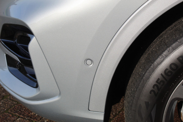 Ford Kuga 2.5 PHEV ST-Line X , 225pk , 1500kg Trekgewicht Navigtie , Camera , Bluetooth , Stoel en voorruitverwarming BenO audio systeem