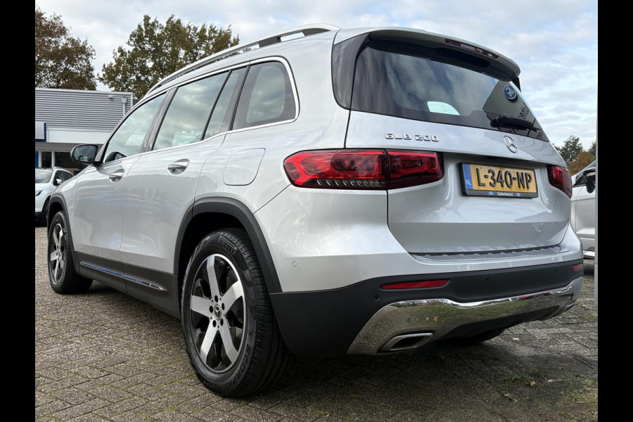 Mercedes-Benz Glb 200 Business Solution Luxury 163pk | Dodehoeksensoren | Elektrische Achterklep | Volledig Leder | Stoelverwarming | Achteruitrijcamera | Eerste eigenaar