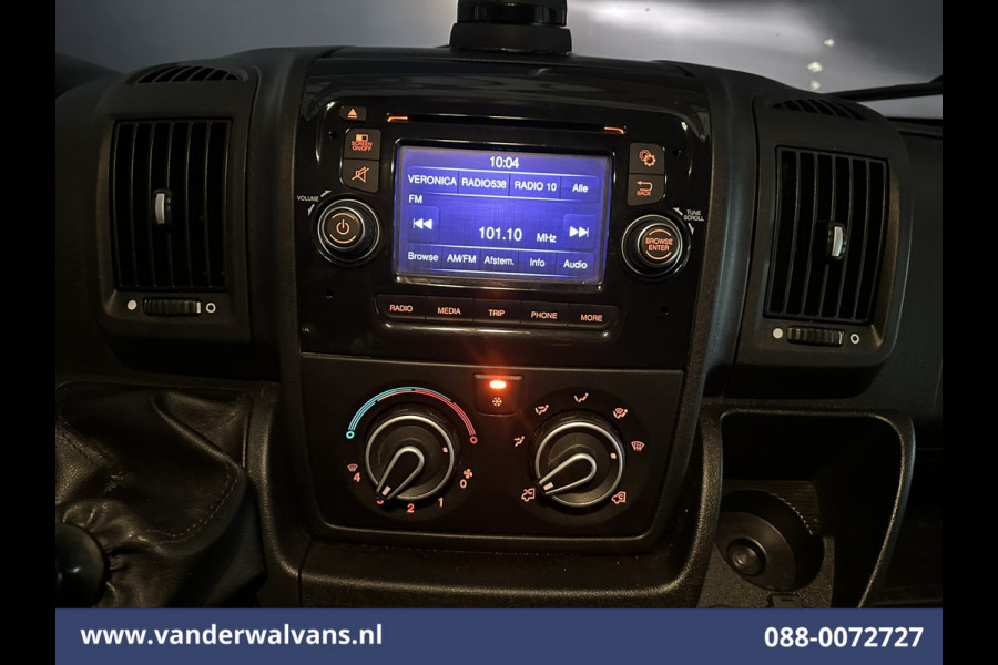 Peugeot Boxer 2.0 BlueHDI 130pk L1H1 Airco | Imperiaal | Camera | Trekhaak | Cruisecontrol L&M Velgen, Bijrijdersbank