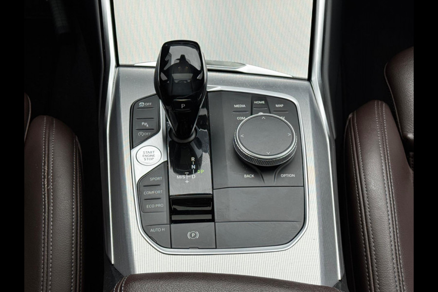 BMW 3 Serie Touring 320i HIGH EXECUTIVE PANORAMADAK LEDER STOELVERWARMING NAP DEALER ONDERHOUDEN ORIG NEDERLANDSE AUTO M SPORT