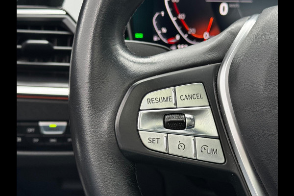 BMW 3 Serie Touring 320i HIGH EXECUTIVE PANORAMADAK LEDER STOELVERWARMING NAP DEALER ONDERHOUDEN ORIG NEDERLANDSE AUTO M SPORT