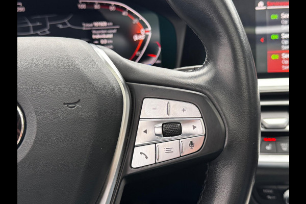 BMW 3 Serie Touring 320i HIGH EXECUTIVE PANORAMADAK LEDER STOELVERWARMING NAP DEALER ONDERHOUDEN ORIG NEDERLANDSE AUTO M SPORT