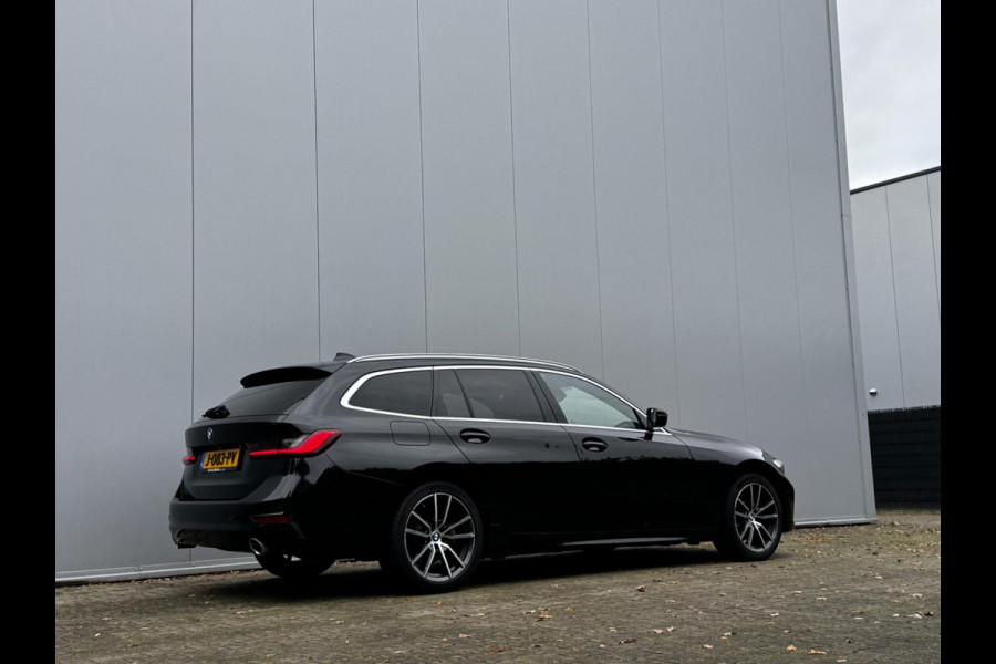 BMW 3 Serie Touring 320i HIGH EXECUTIVE PANORAMADAK LEDER STOELVERWARMING NAP DEALER ONDERHOUDEN ORIG NEDERLANDSE AUTO M SPORT
