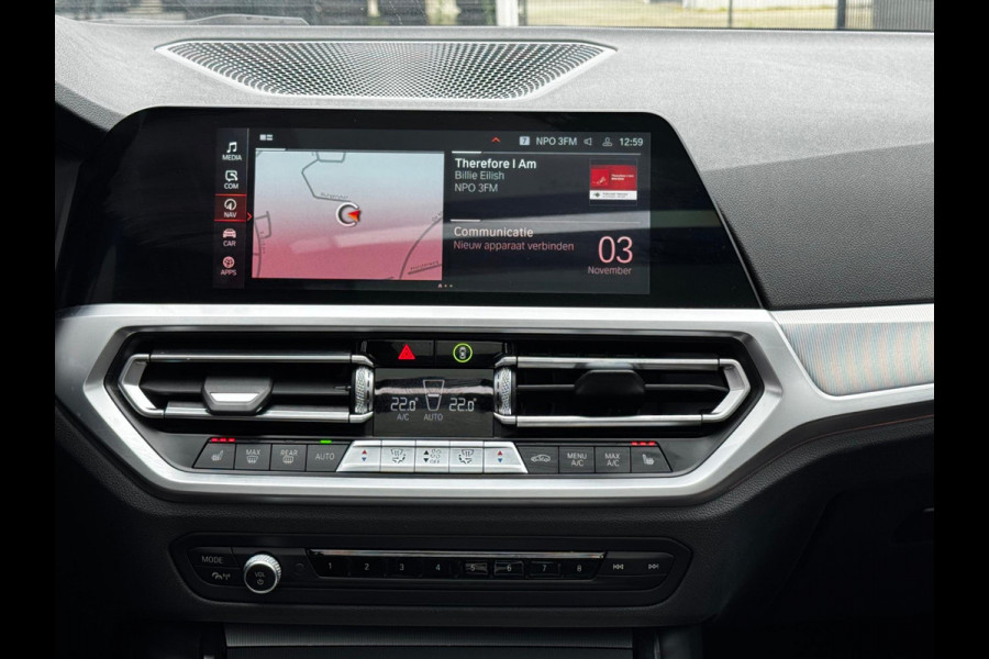 BMW 3 Serie Touring 320i HIGH EXECUTIVE PANORAMADAK LEDER STOELVERWARMING NAP DEALER ONDERHOUDEN ORIG NEDERLANDSE AUTO M SPORT