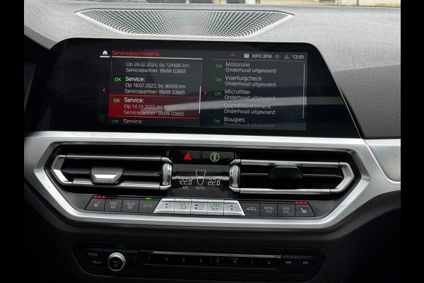 BMW 3 Serie Touring 320i HIGH EXECUTIVE PANORAMADAK LEDER STOELVERWARMING NAP DEALER ONDERHOUDEN ORIG NEDERLANDSE AUTO M SPORT